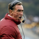 Illustration for article titled Mike Shanahan Filed A Police Report Over Cash Stolen From The Locker Room In Pittsburgh, Later Found It